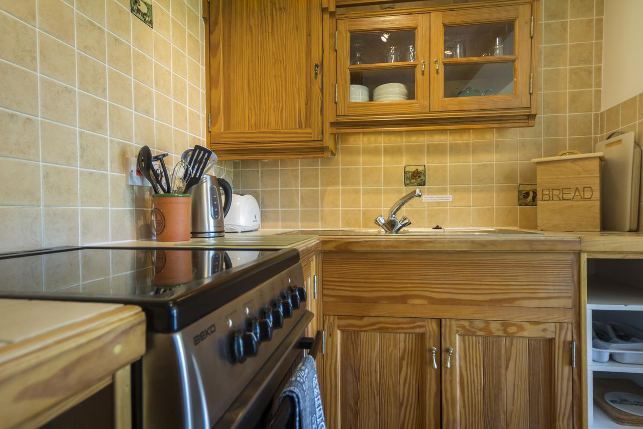 Three Gates Farm Holiday Cottages Huntsham Dış mekan fotoğraf