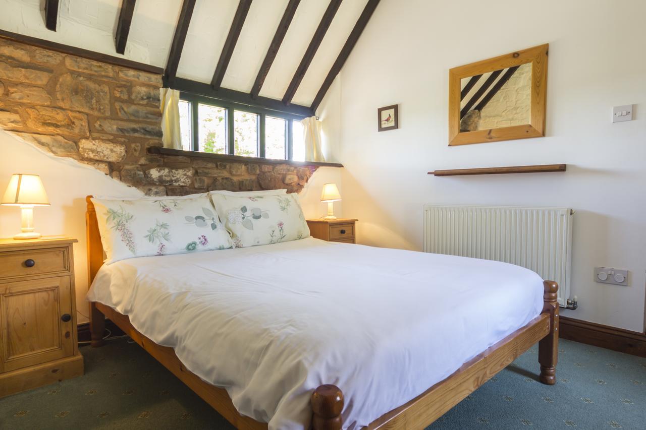 Three Gates Farm Holiday Cottages Huntsham Dış mekan fotoğraf